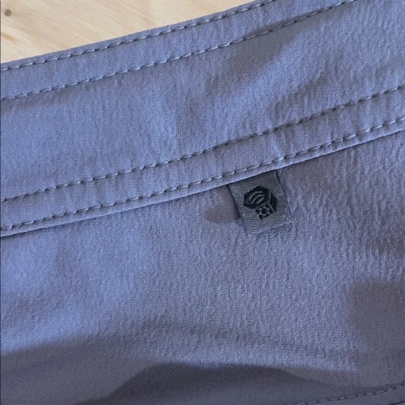 Mountain Hardware Women’s Soft Shell Fleece Lined Pants - Picture 4 of 4